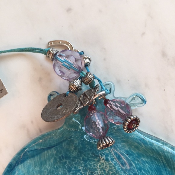 Blue Glass Garlic pendant - Picture 3 of 3